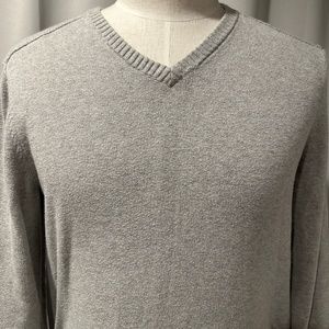 Levi's V-Neck Sweater